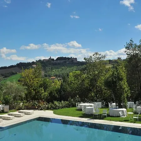 منتجع Anitori Prestige Relais & Loro Piceno