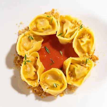 Anitori Prestige Relais & منتجع Loro Piceno