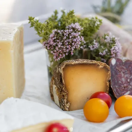 Anitori Prestige Relais & 3* Loro Piceno