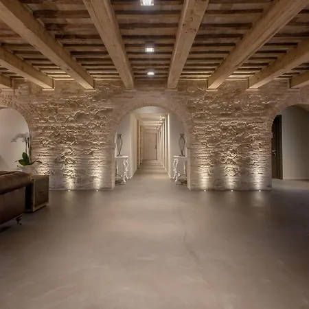 Anitori Prestige Relais & منتجع 3*