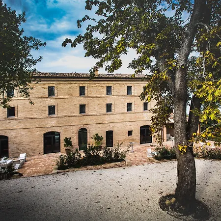 Anitori Prestige Relais & 3* Loro Piceno